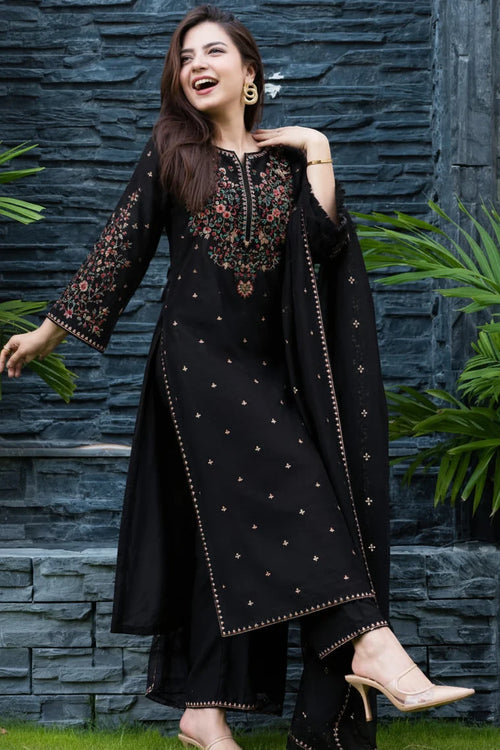 BP-1001 Unstitched Fully Embroidered Lawn Suit with Bamber Chiffon Embroidered Dupatta