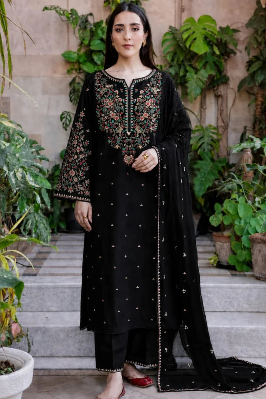 BP-1001 Unstitched Fully Embroidered Lawn Suit with Bamber Chiffon Embroidered Dupatta